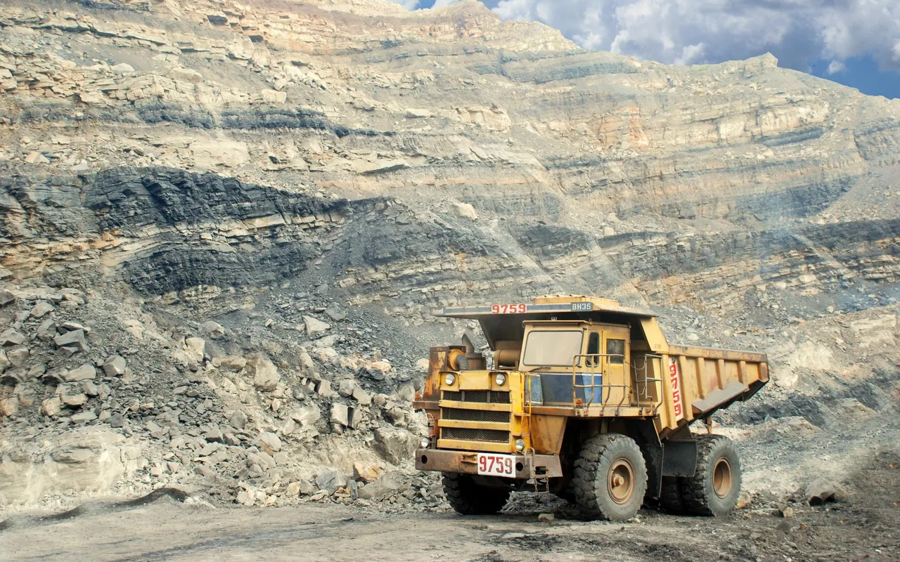 A live production view for a mining operation